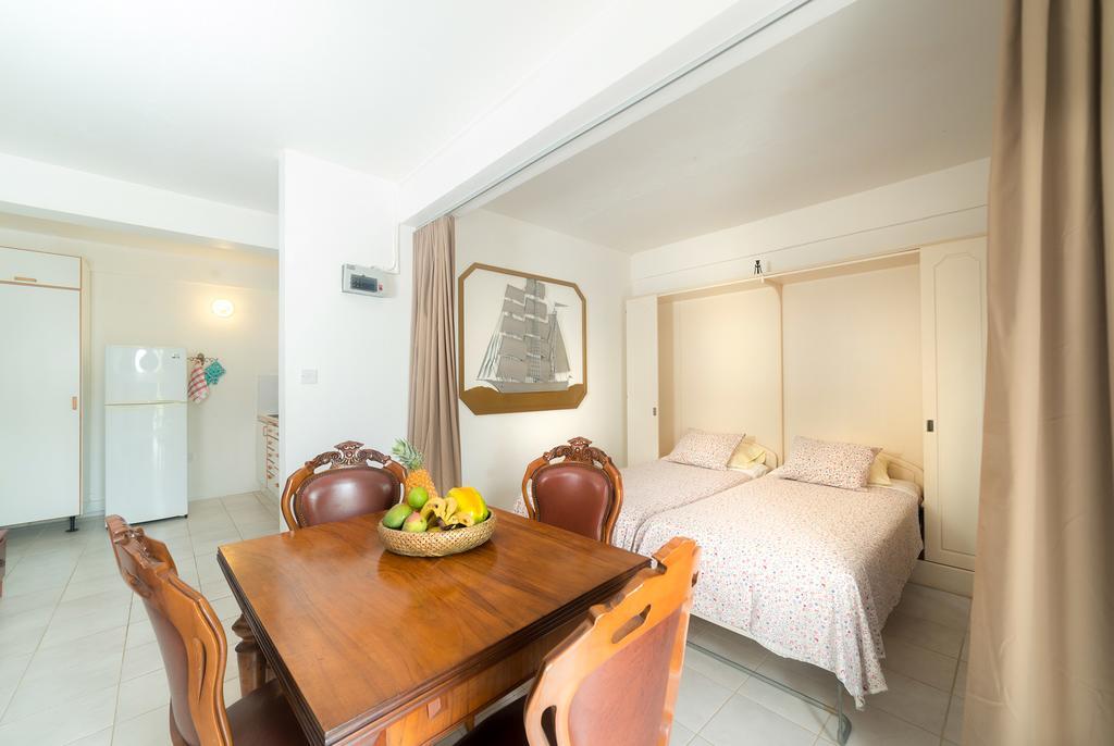 Méro Royal Palm Holiday Apartment מראה חיצוני תמונה